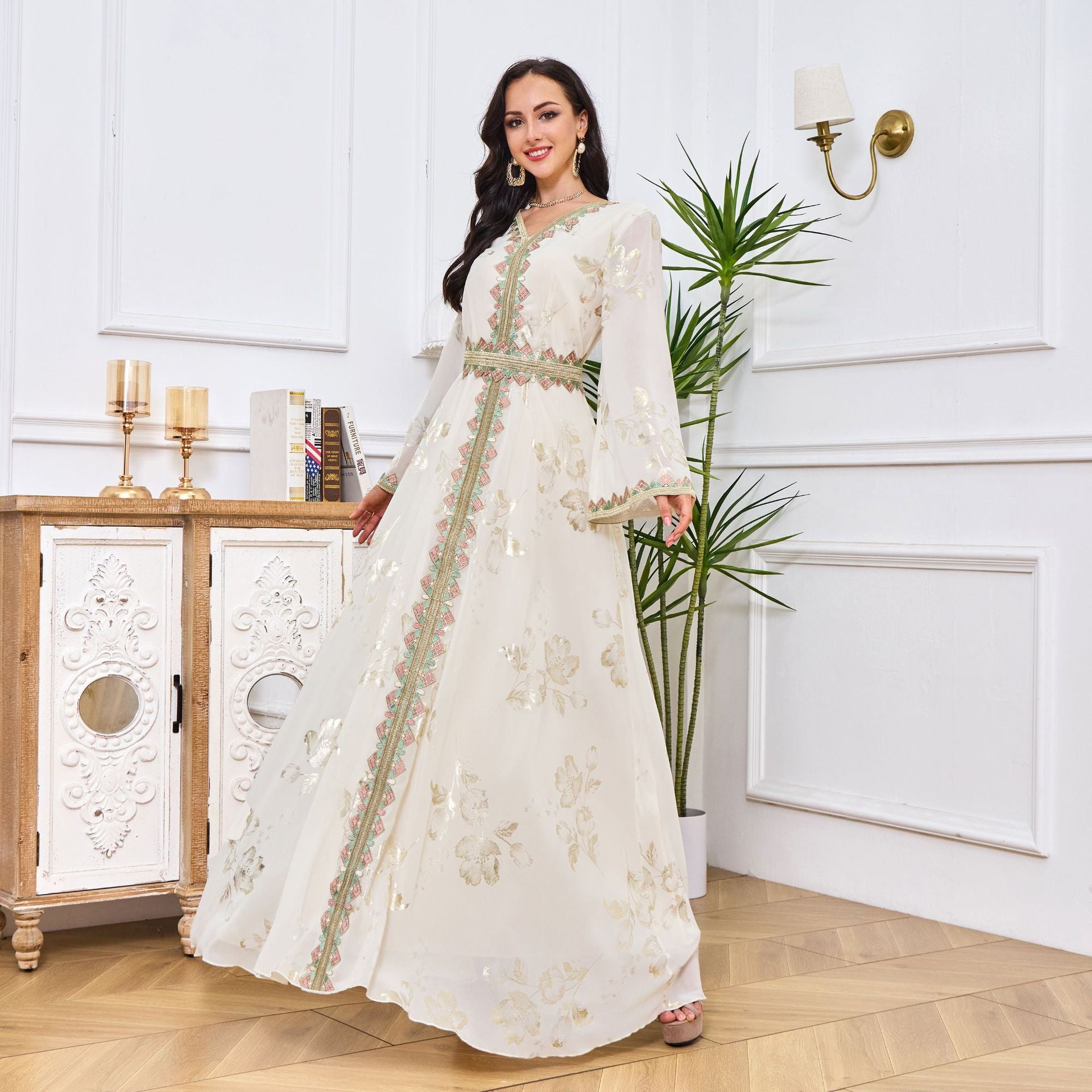 MT037 Middle East Cross-border Trade Muslim Robe Women&#039;s New Bronzing Embroidered Lace Fashion White Dress